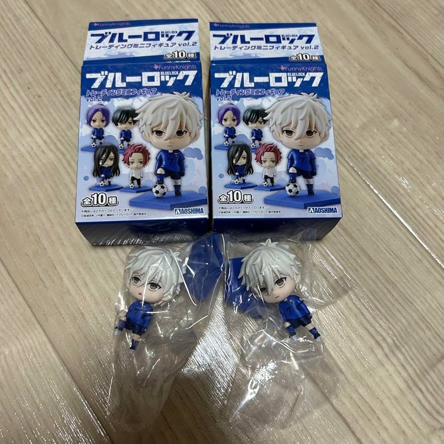 Amazon.co.jp: ブルーロック ミニフィギュア 凪 誠士郎 A & B 2点